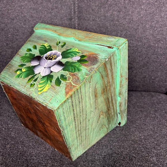 Wooden rustic flower box - Picture 5 of 9